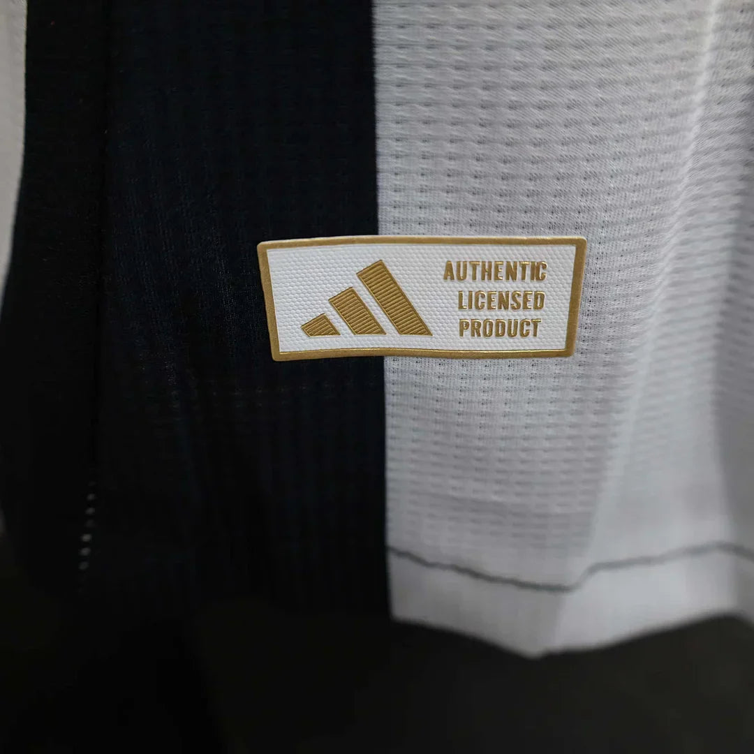 24/25 Newcastle United Home Kit