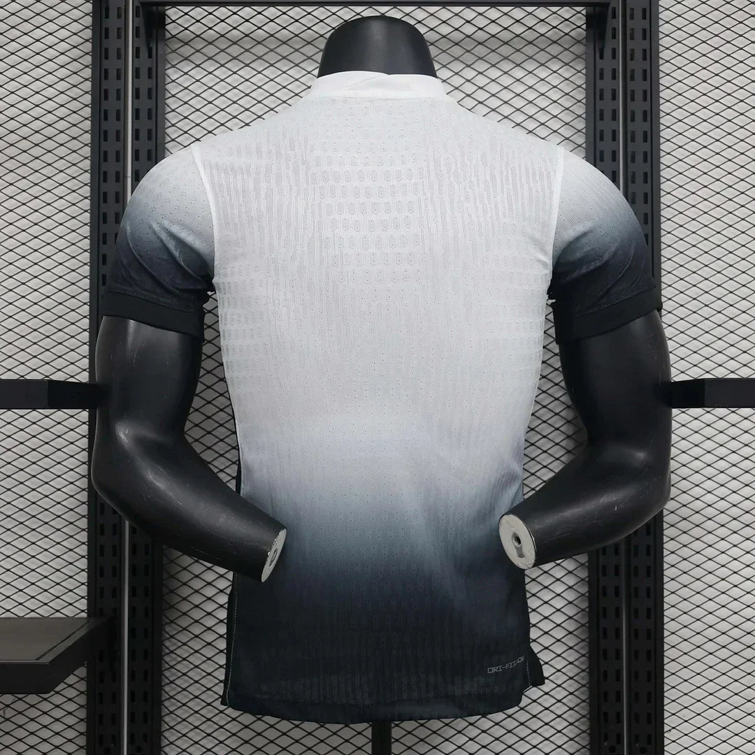 Corinthians 24/25 Home Kit
