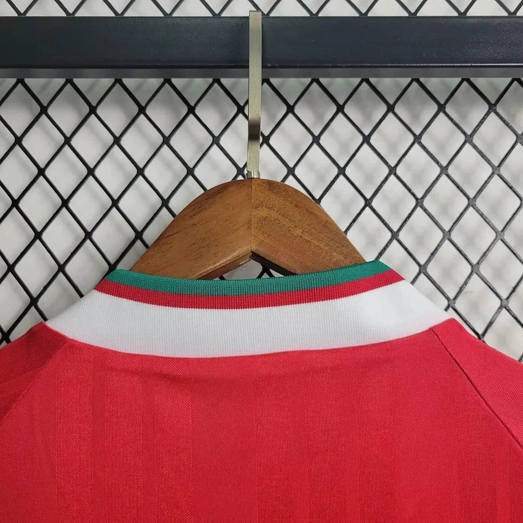 1993/1995 Retro Liverpool Home Kit