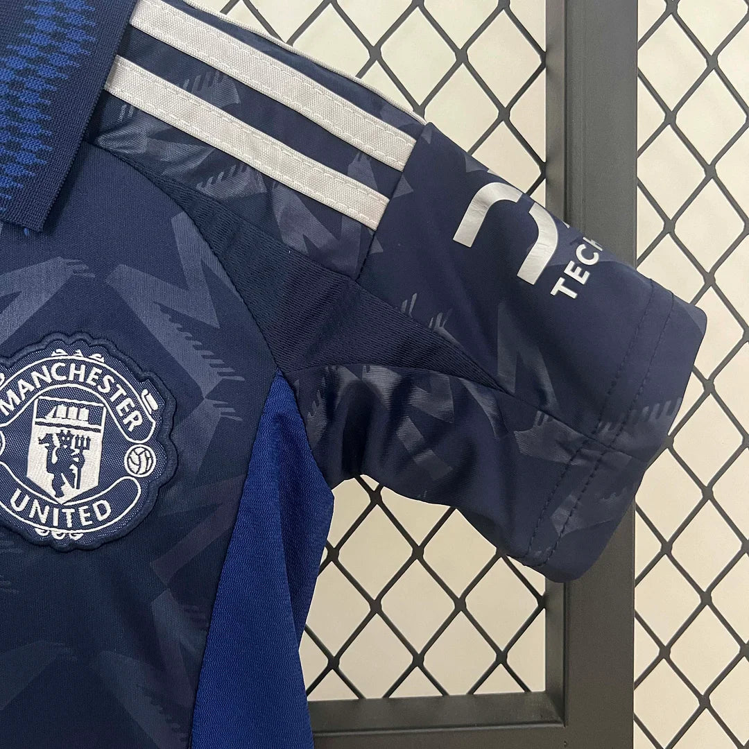 24/25 Manchester United Away Jersey