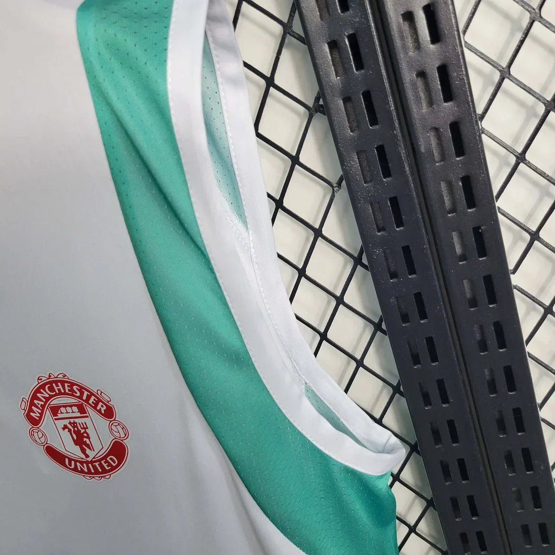 23/24 Manchester United Training Wear