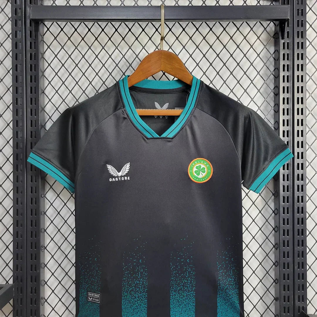 Ireland 2023 Third Away Tenue