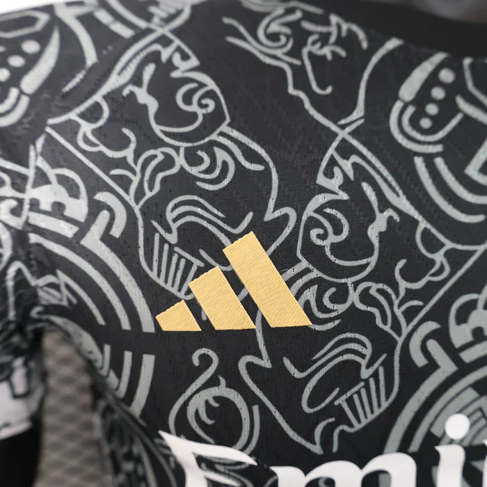 Real Madrid "Royal Majesty" Limited Jersey