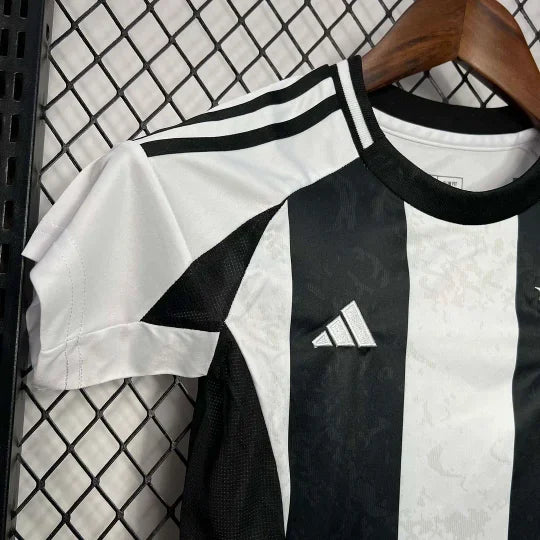 24/25 Juventus Home Tenue