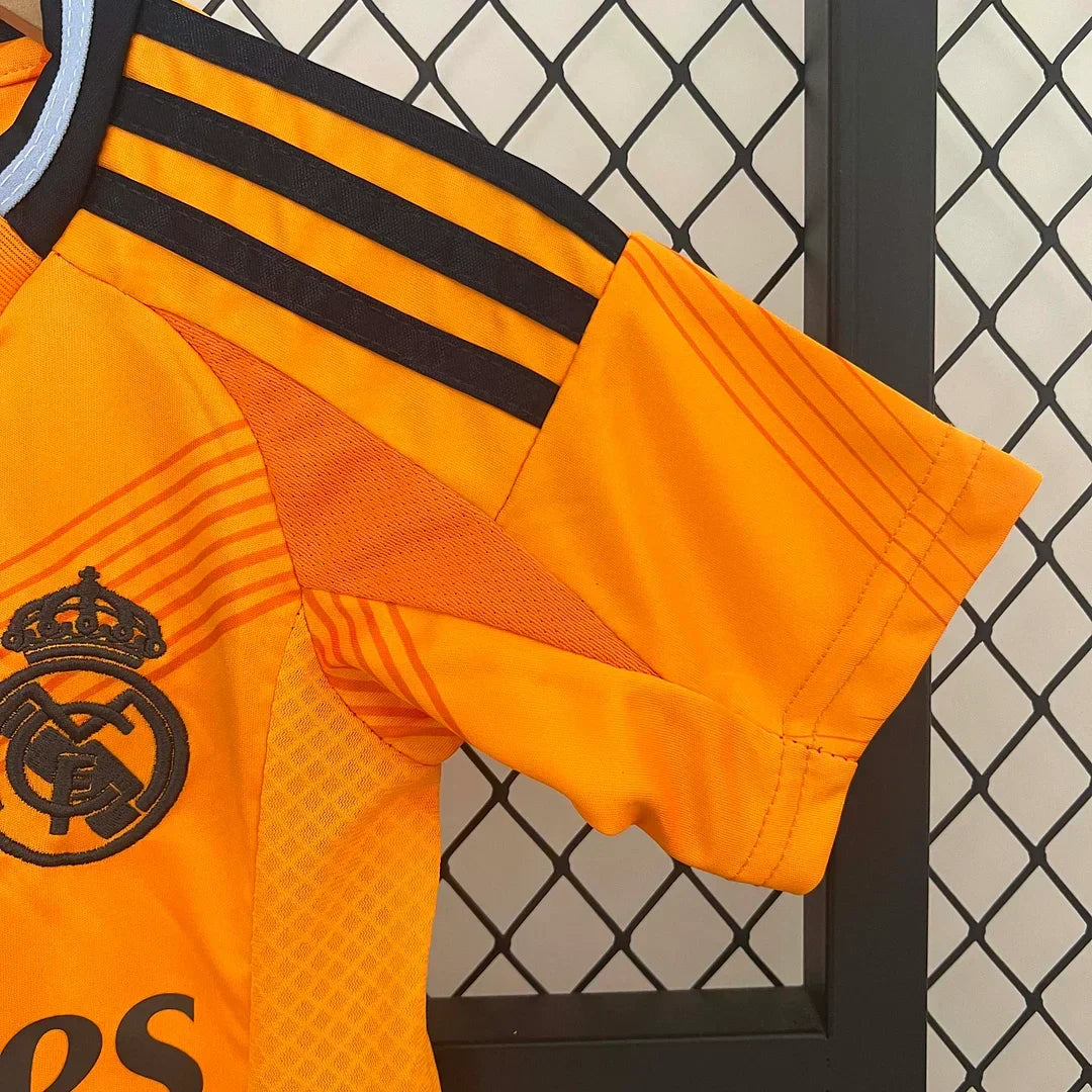 Real Madrid 24/25 Away Tenue