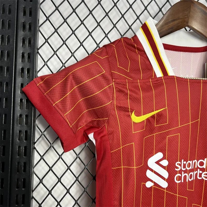 24/25 Liverpool Home Tenue
