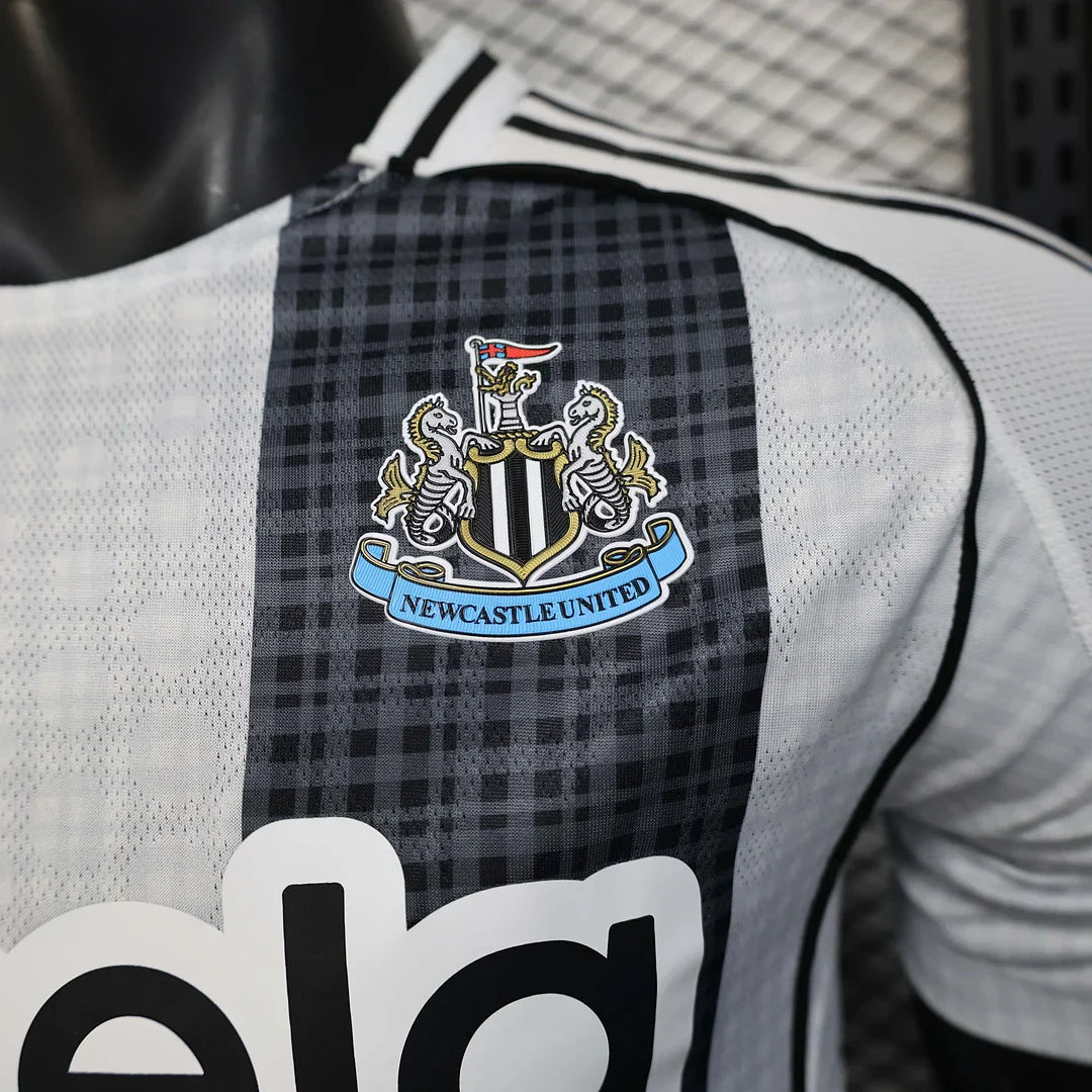 25/26 Newcastle United Home Kit