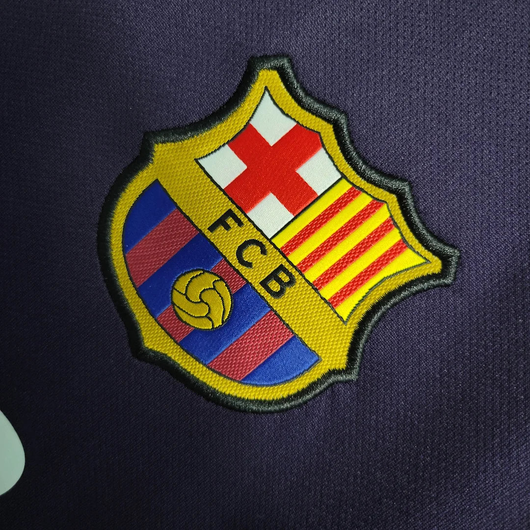 2016/2017 Retro Barcelona Away Kit