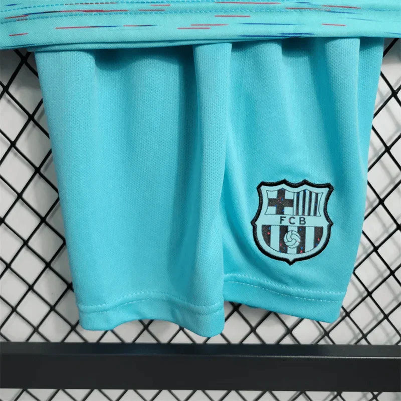 23/24 Barcelona Away Tenue
