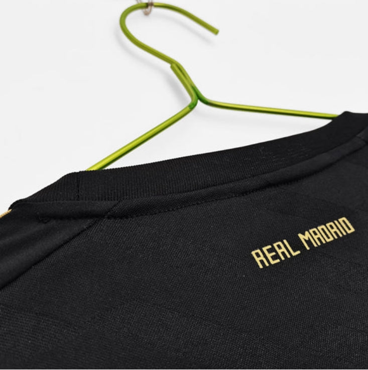 Real Madrid 2012-2013 Away Kit