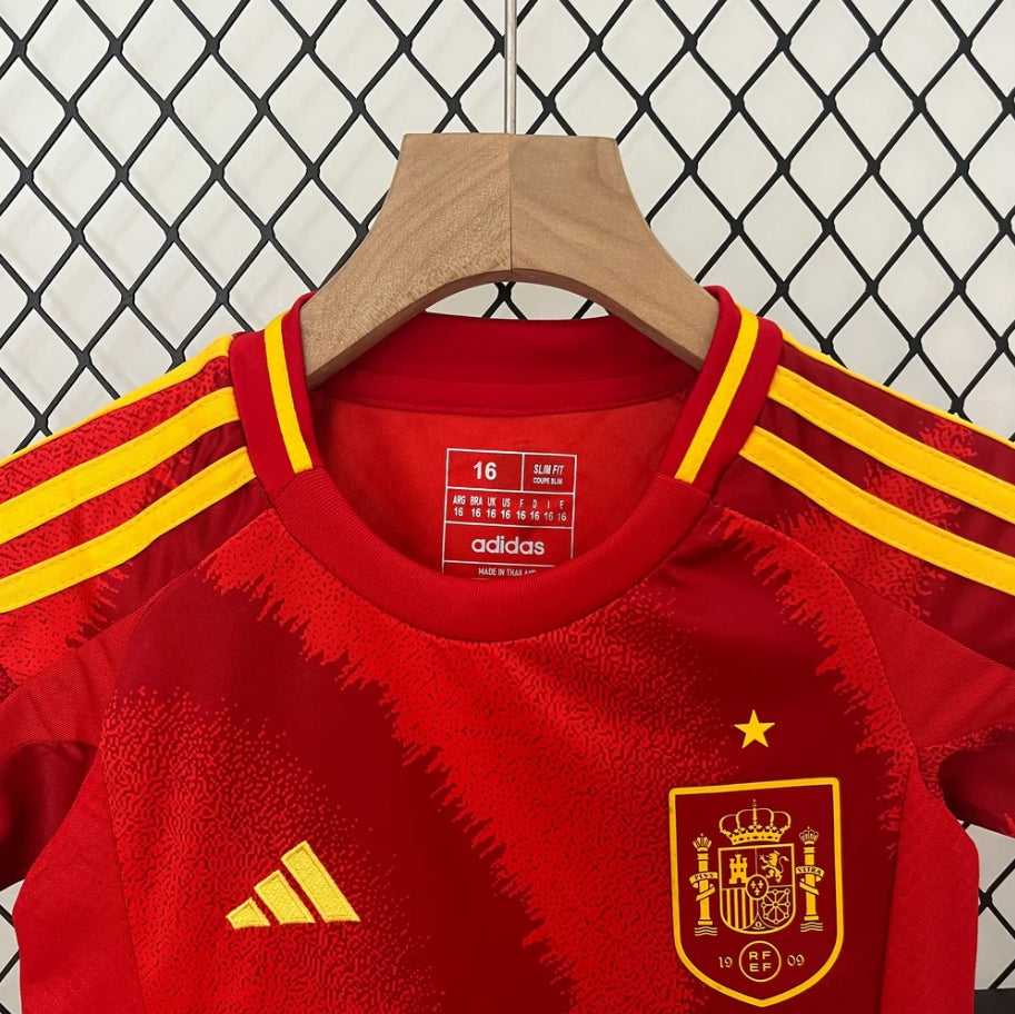 Spain 2024 Home Tenue
