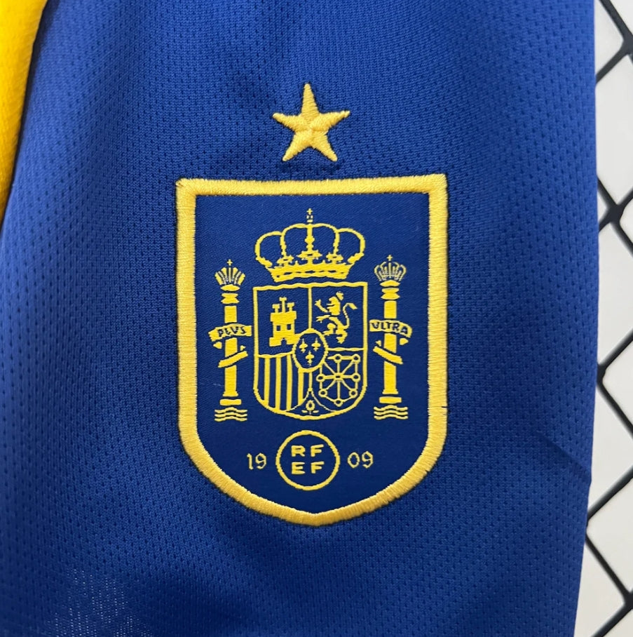 Spain 2024 Home Tenue