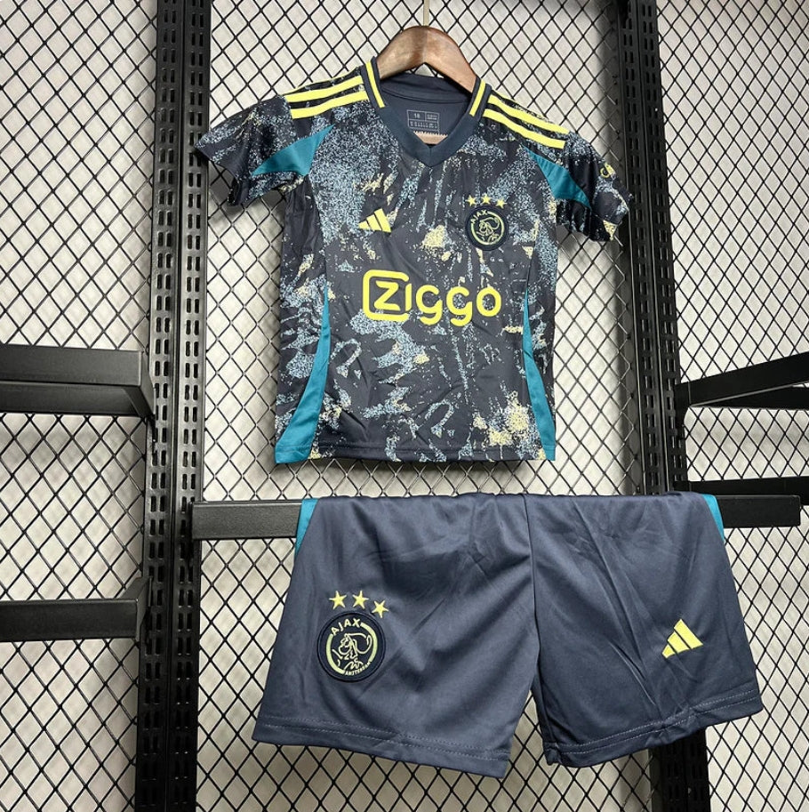 Ajax Away 24/25 Tenue