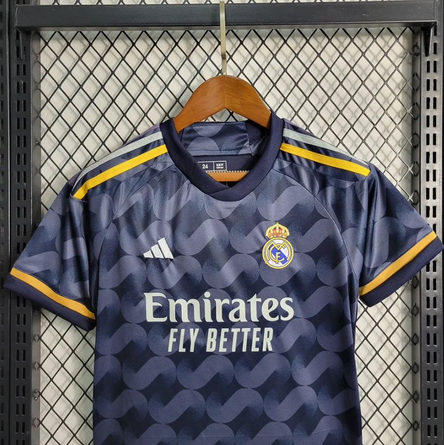 Real Madrid 23/24 Third Away Tenue
