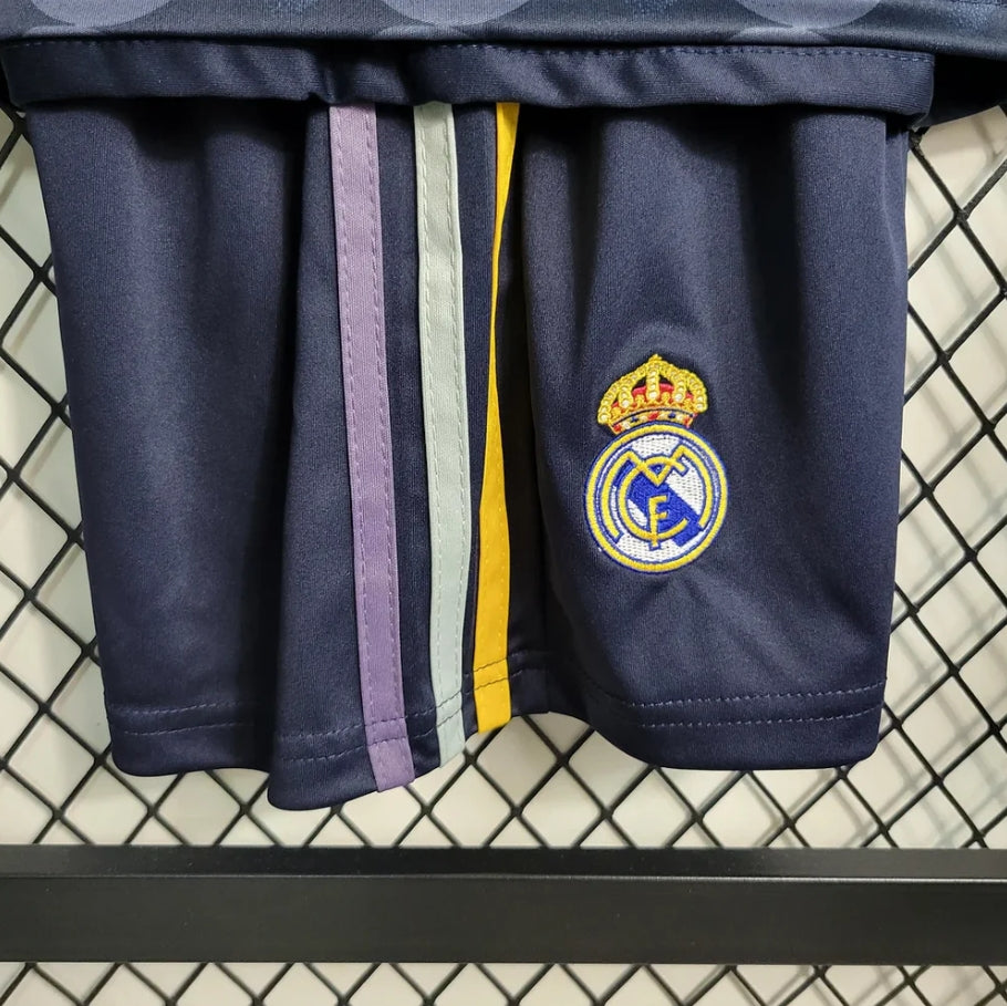 Real Madrid 23/24 Third Away Tenue