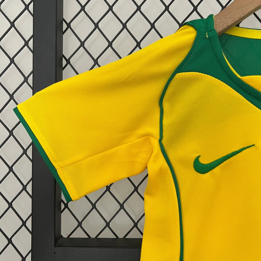Brazil 2002 Home Tenue