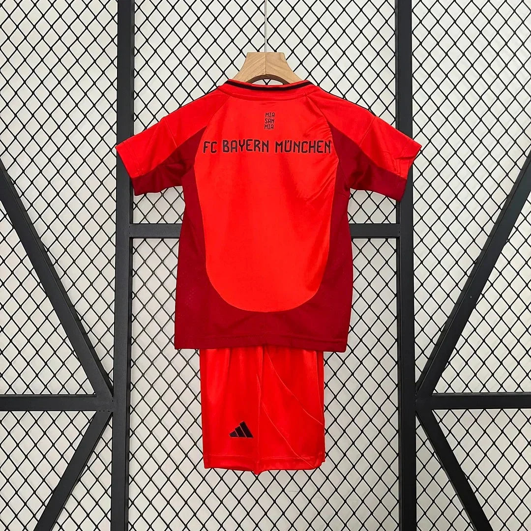 24/25 Bayern Munchen Home Tenue