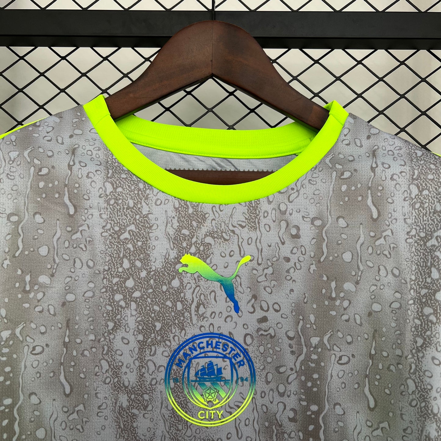 25/26 Manchester City third away
