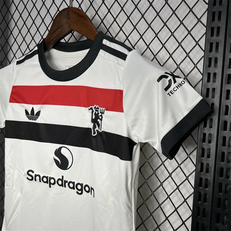 24/25 Manchester United Third Away