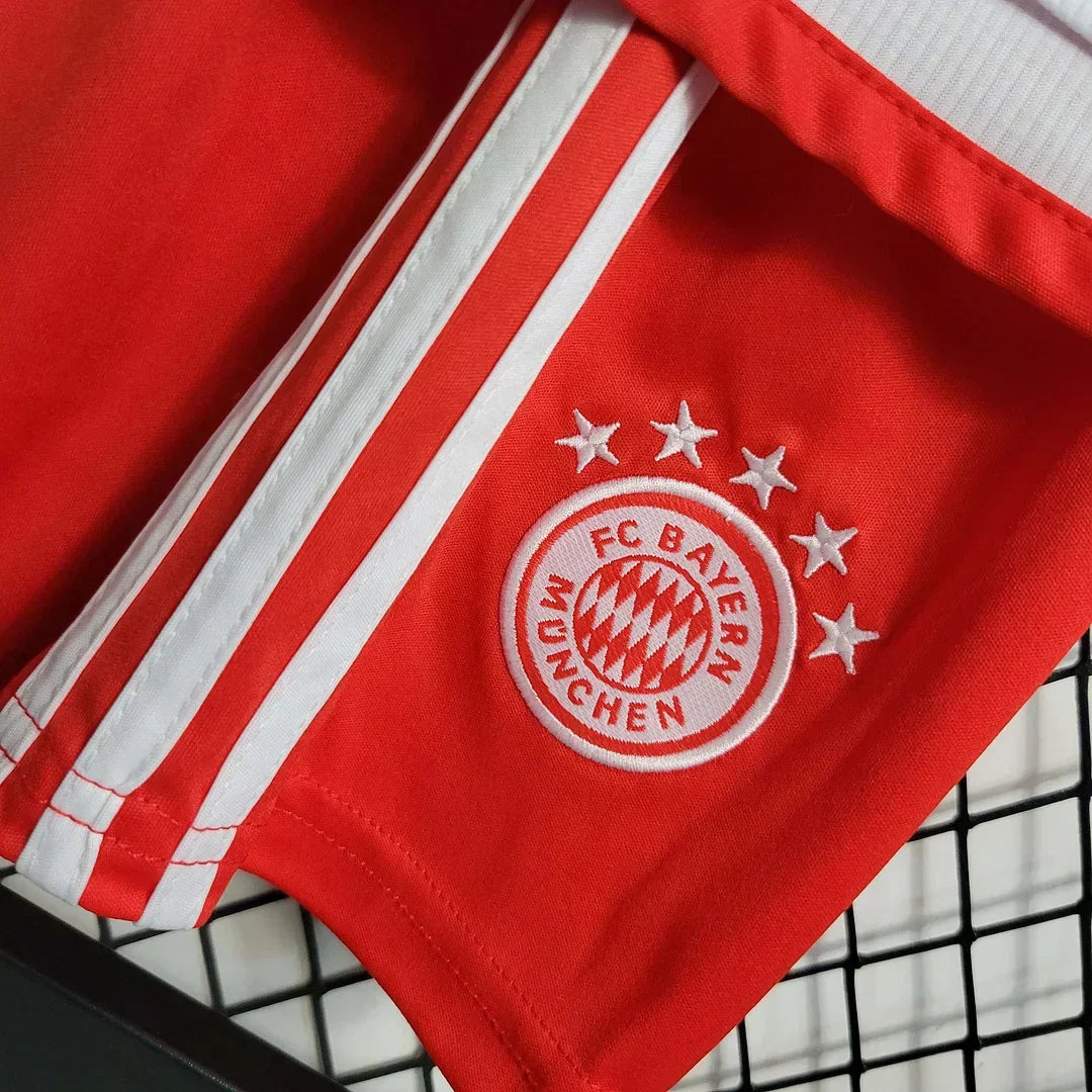 23/24 Bayern Munich Home Tenue