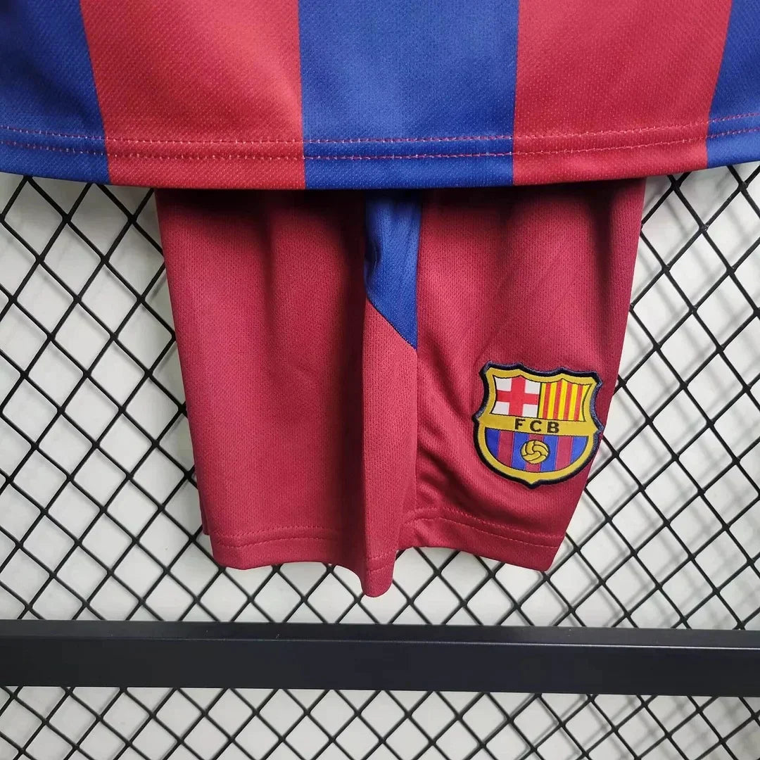 2010/2011 Retro Barcelona Home Tenue