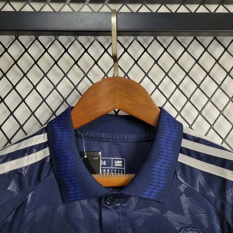 24/25 Manchester United Away Tenue