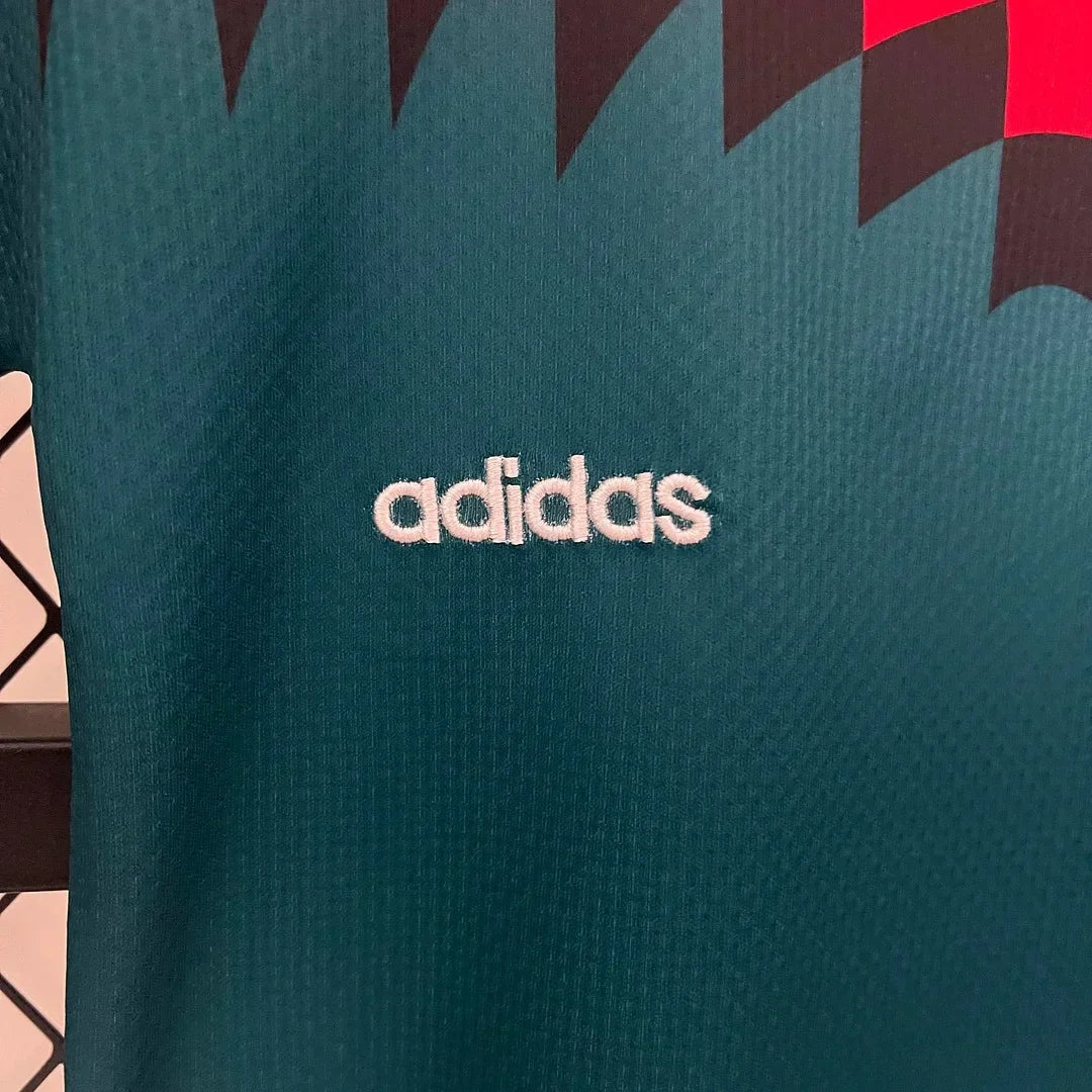 1994 Retro Germany Away Tenue