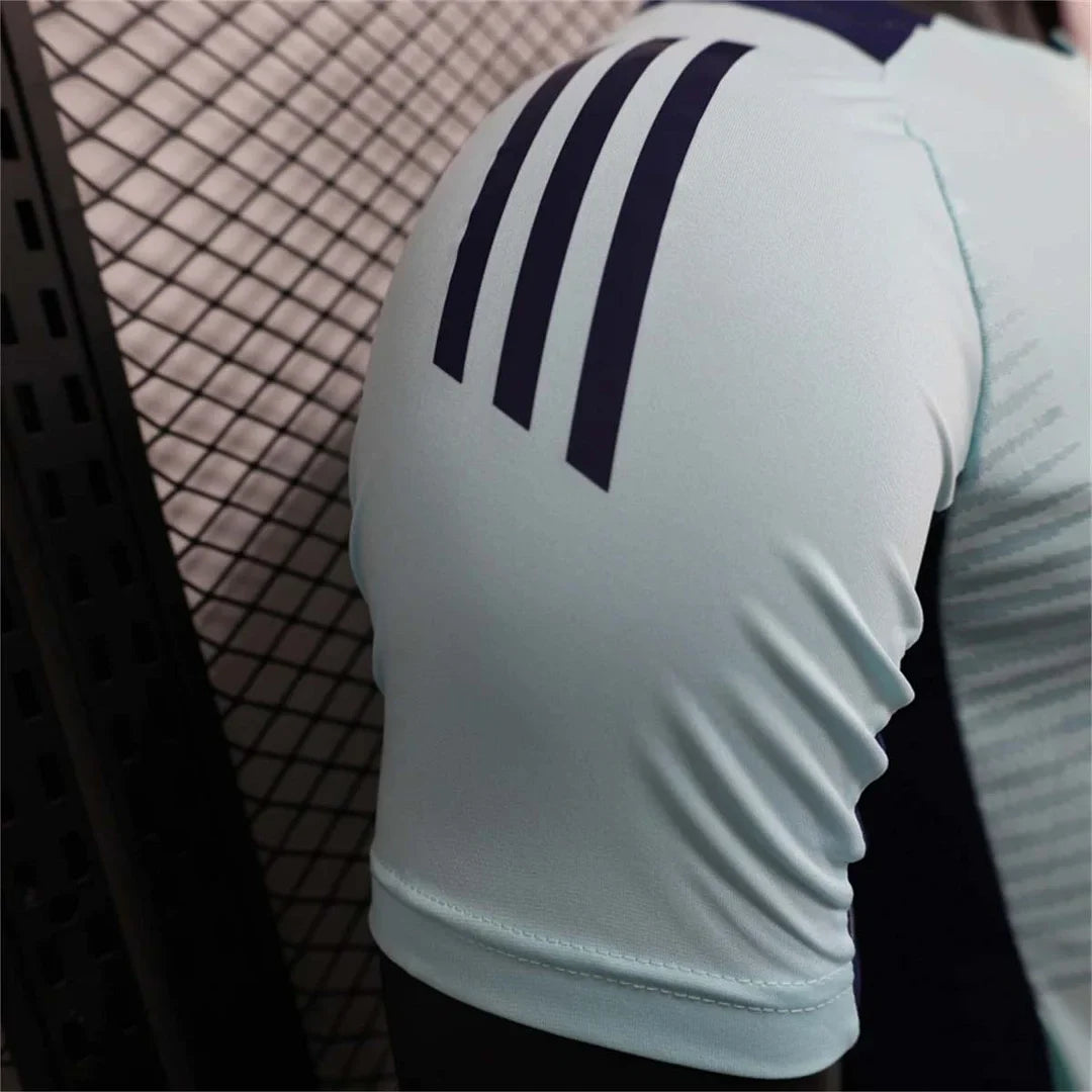 24/25 Arsenal Match Training Kit