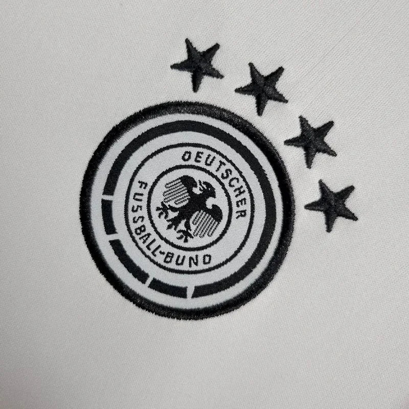 2024 Germany Home Tenue
