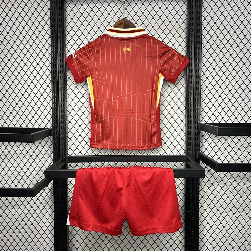 24/25 Liverpool Home Tenue