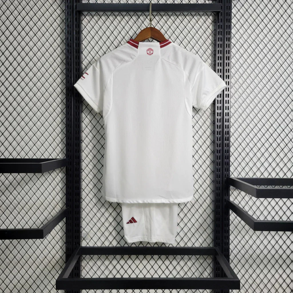 Manchester United 23/24 Third Away Tenue
