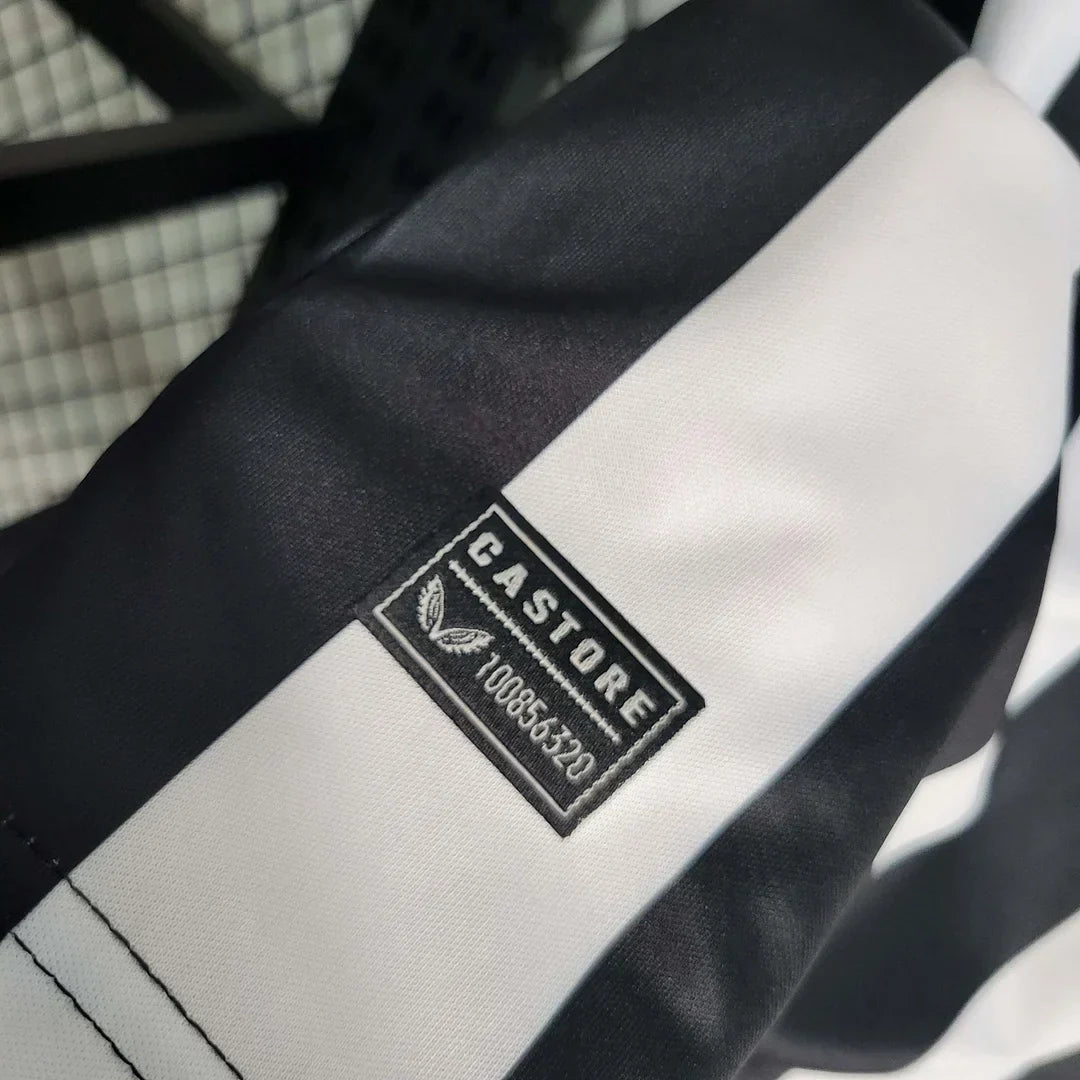 23/24 Newcastle United Home Tenue