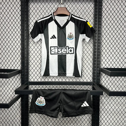 24/25 Newcastle United Home Tenue