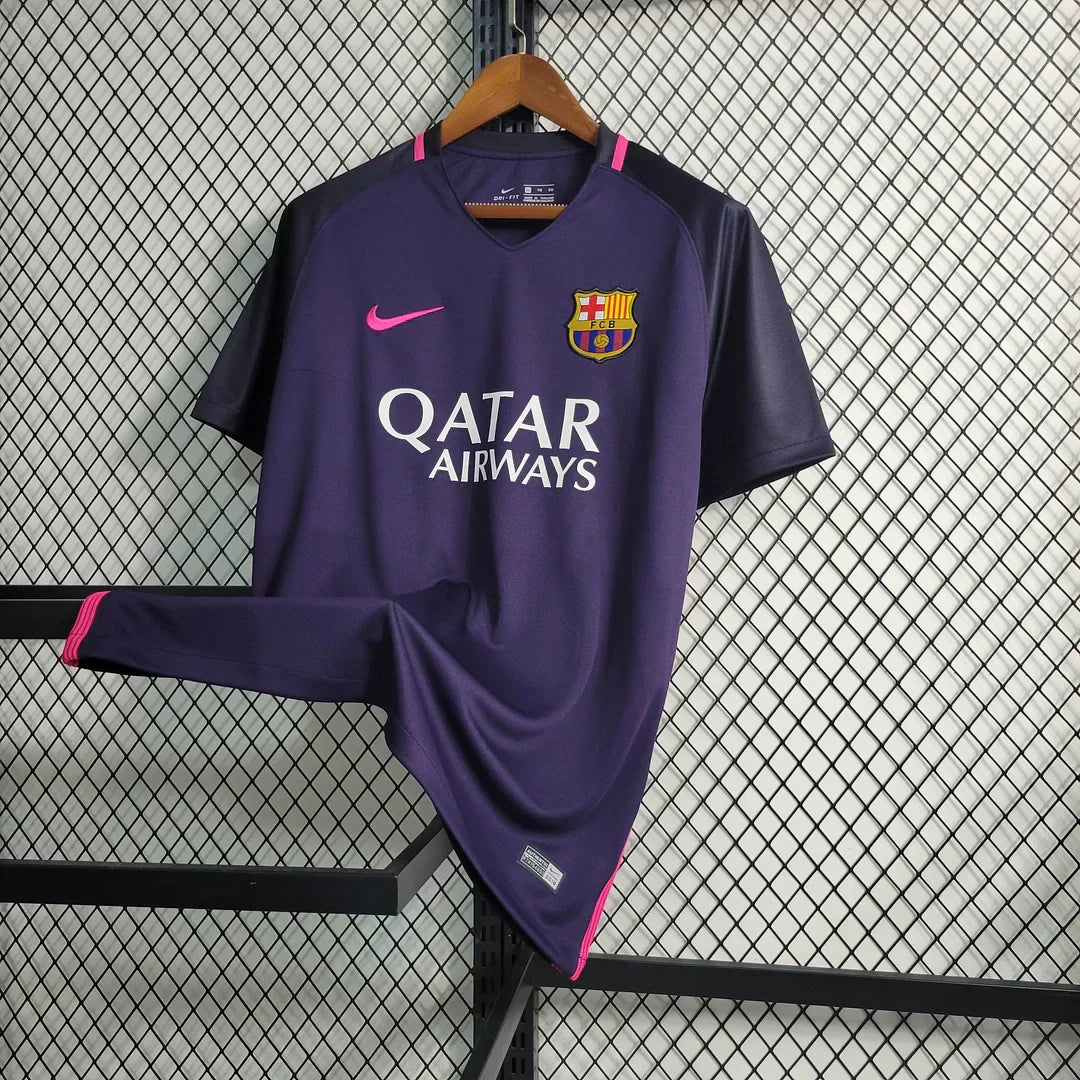 2016/2017 Retro Barcelona Away Kit