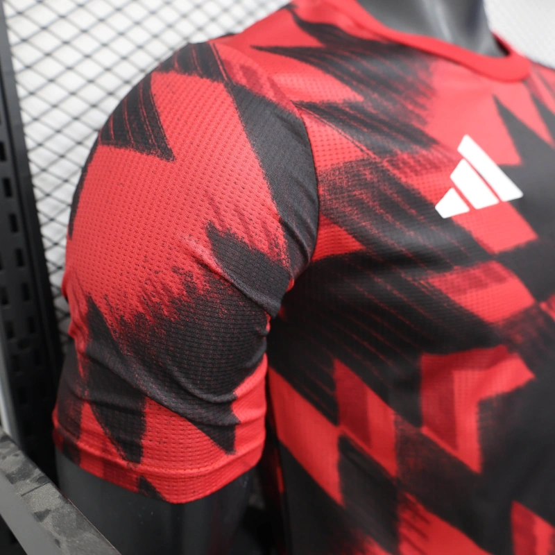 25/26 Manchester United Training Wear