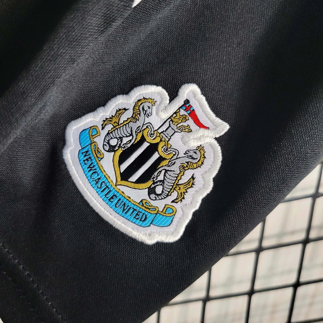 23/24 Newcastle United Home Tenue