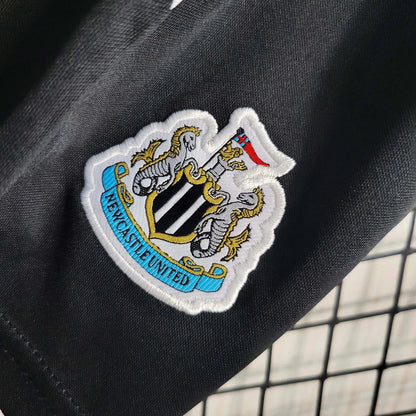 23/24 Newcastle United Home Tenue