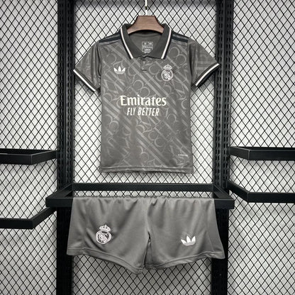 Real Madrid 24/25 Third Away Tenue