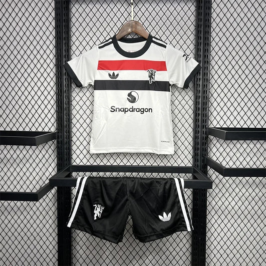 24/25 Manchester United Third Away