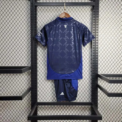 24/25 Manchester United Away Tenue