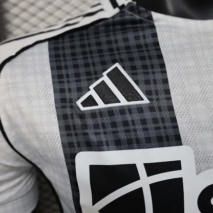 25/26 Newcastle United Home Kit