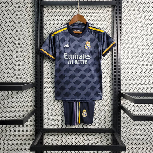 Real Madrid 23/24 Third Away Tenue