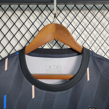 23/24 Manchester United Pre-competition Training Wear