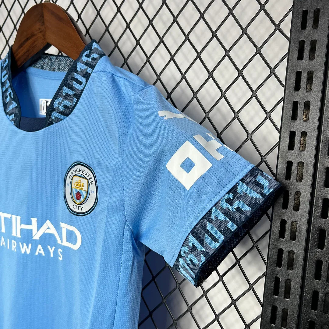 24/25 Manchester City Home Kit